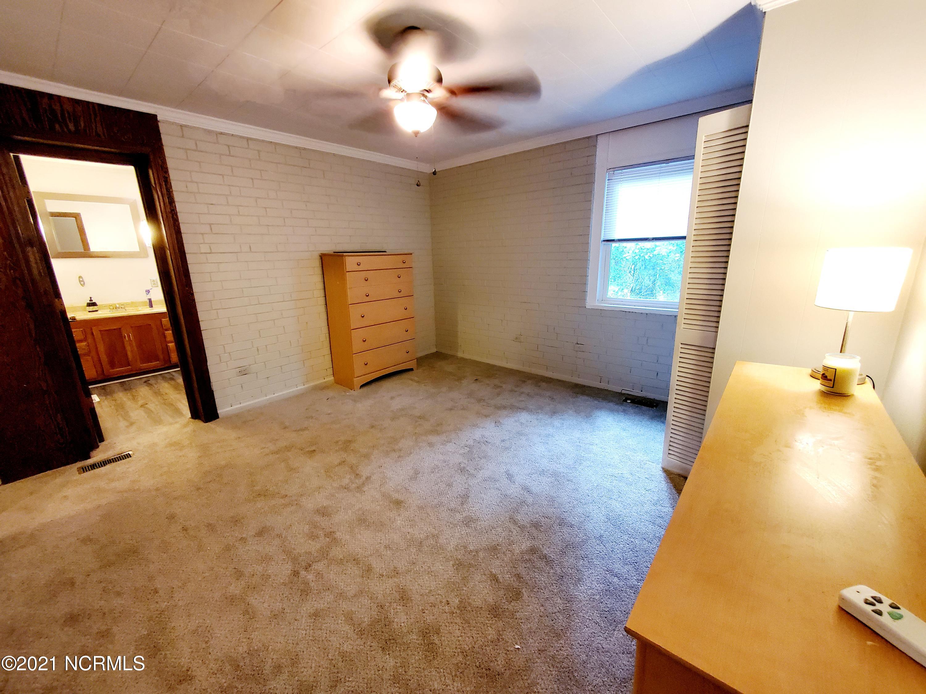604 Briarneck Road Jacksonville, NC 28540 - Photo 4 of 9 Master