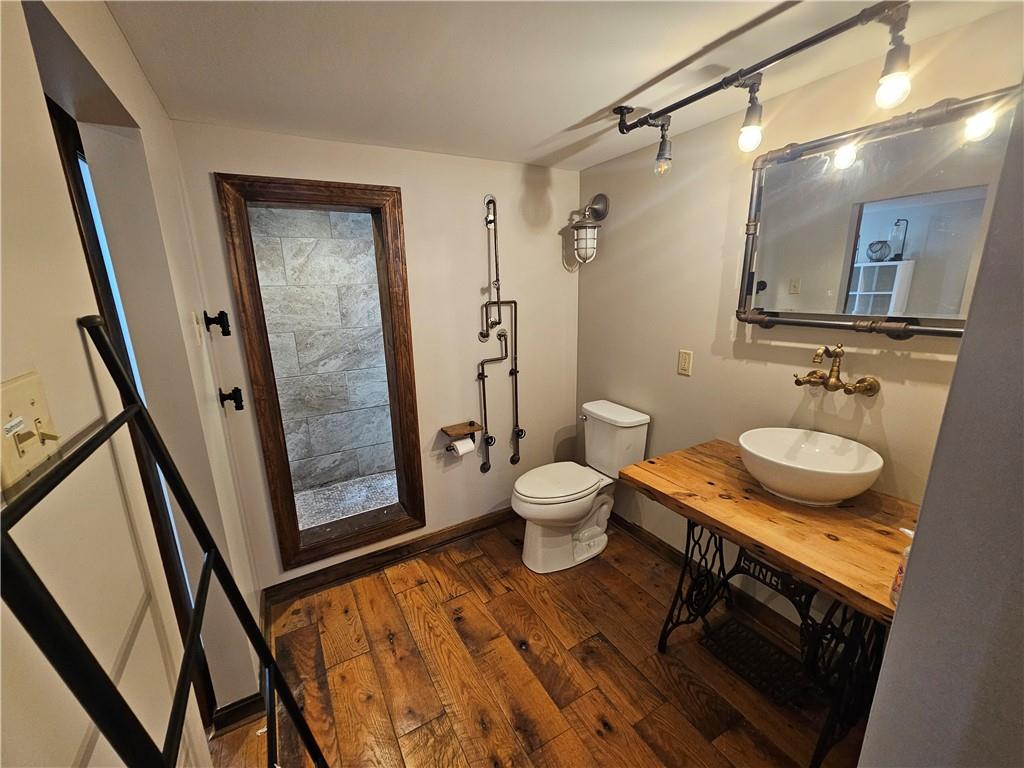 607 Middle Street Pittsburgh, PA 15212 - Photo 33 of 47