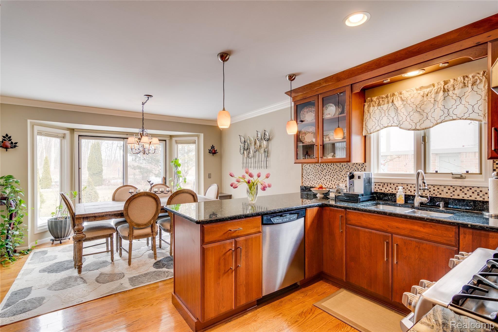 541 Lexington Drive Rochester, MI 48307 - Photo 21 of 58 541 Lexington-1-20.jpg