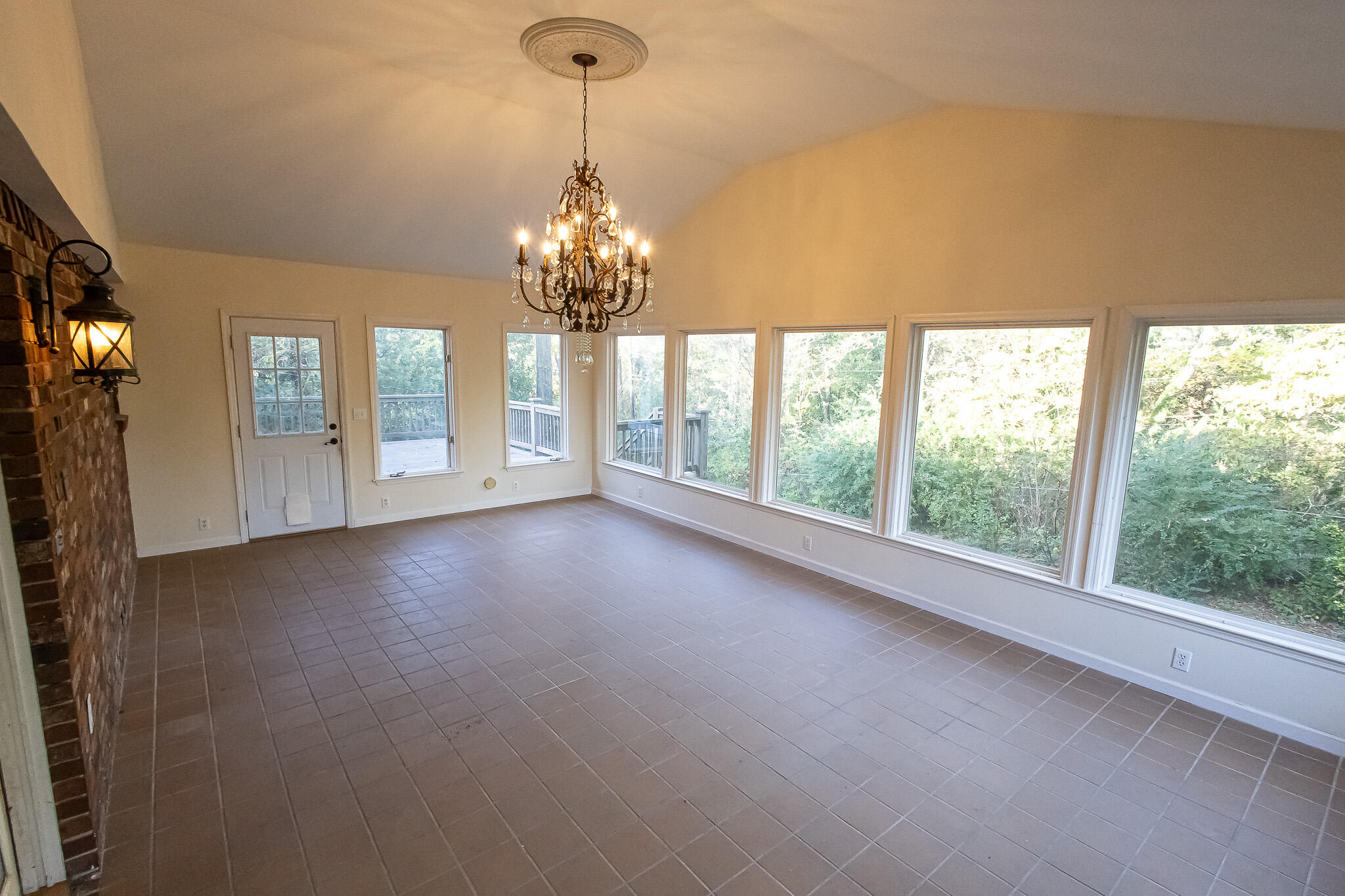 4166 Gann Store Road Hixson, TN 37343 - Photo 16 of 35 4166GannStoreRdsunroom2