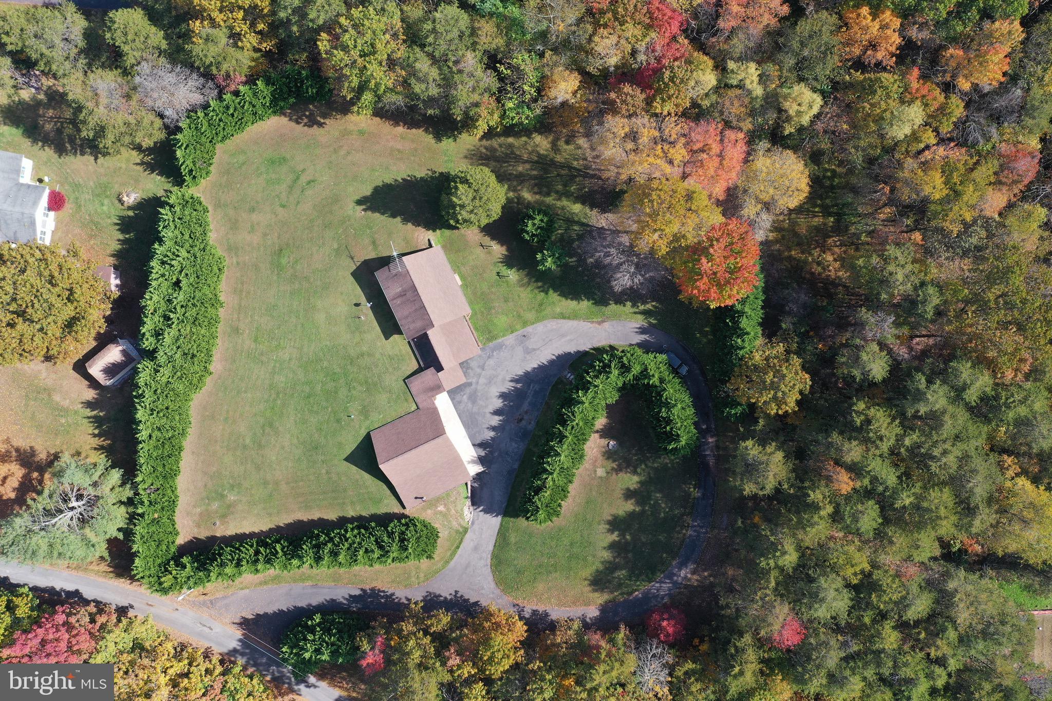 2497 Mountain Run Road Berkeley Springs, WV 25411 - Photo 2 of 67 Gallery Image 2