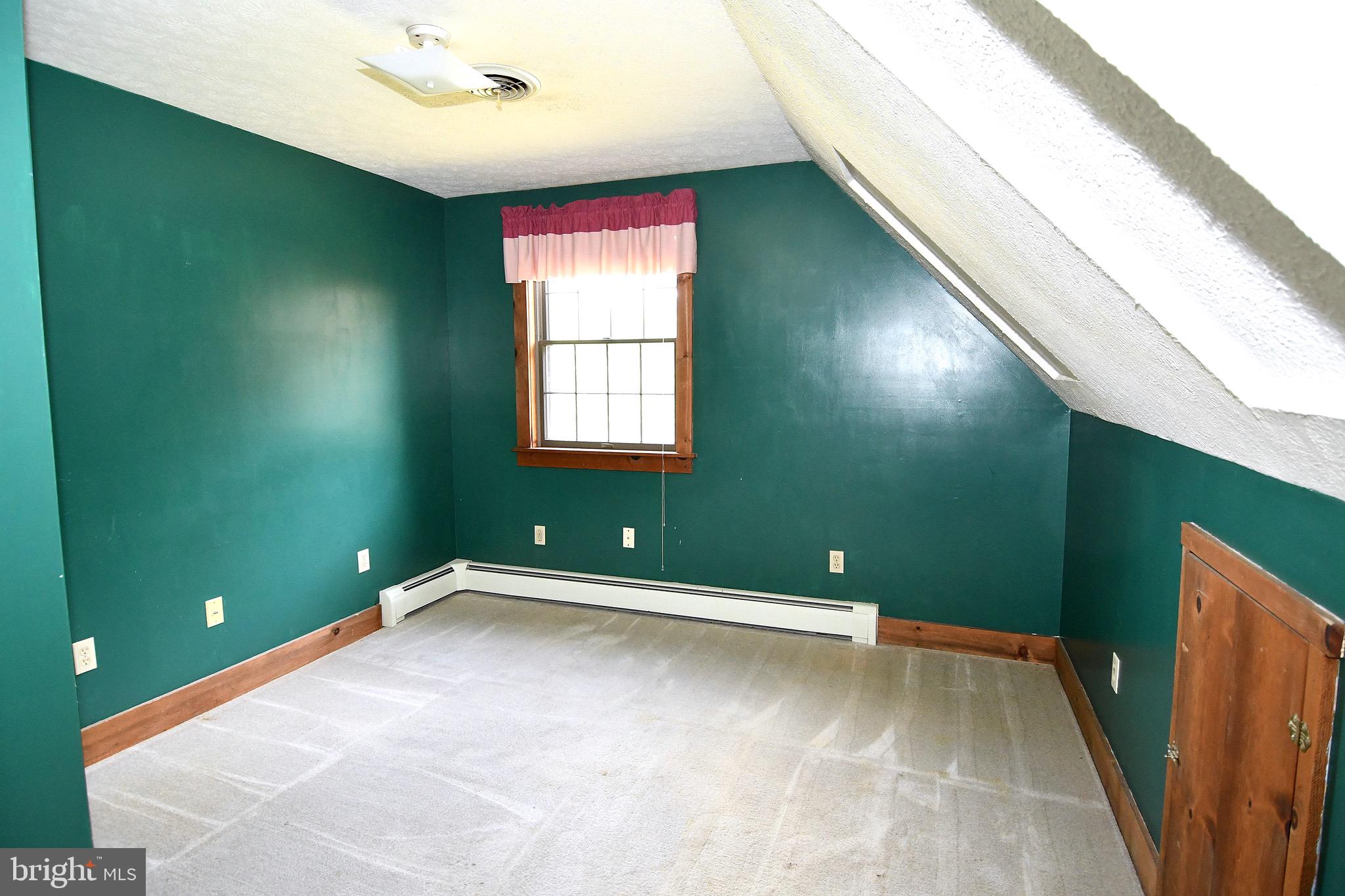 2497 Mountain Run Road Berkeley Springs, WV 25411 - Photo 15 of 67 Gallery Image 15
