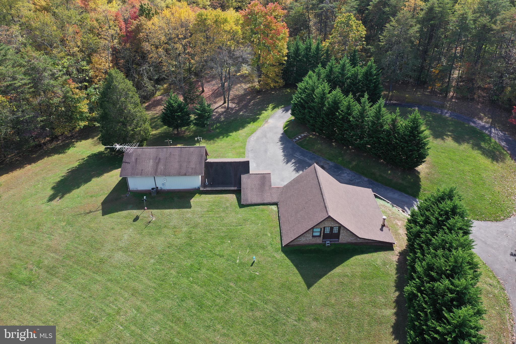 2497 Mountain Run Road Berkeley Springs, WV 25411 - Photo 3 of 67 Gallery Image 3