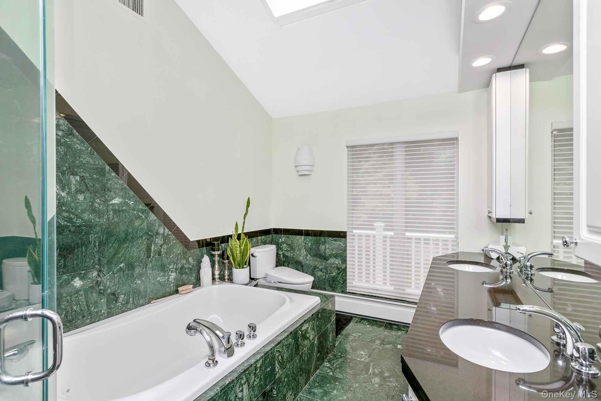 29 Farm Road St. James, NY 11780 - Photo 23 of 49