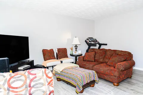 $499,000 | 1000-1008 Carrie Avenue, Rochelle, IL 61068