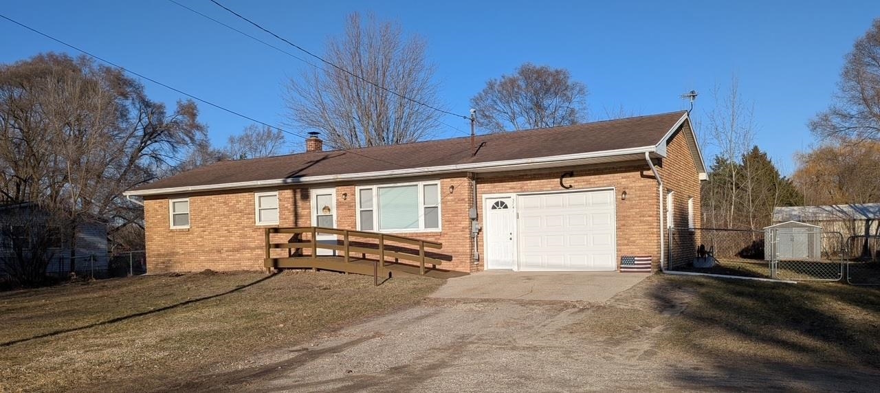 3741 South Shepherd Road Mount Pleasant, MI 48858 - Photo 1 of 43