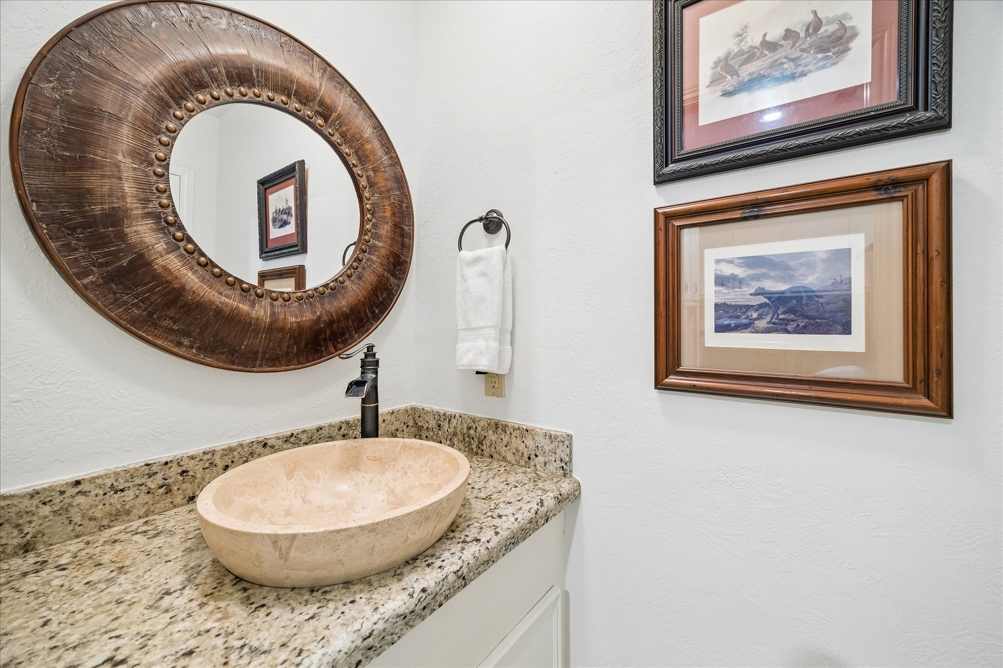13931 Taylorcrest Road Houston, TX 77079 - Photo 19 of 50 Powder room next to laundry/mud and back entrance.