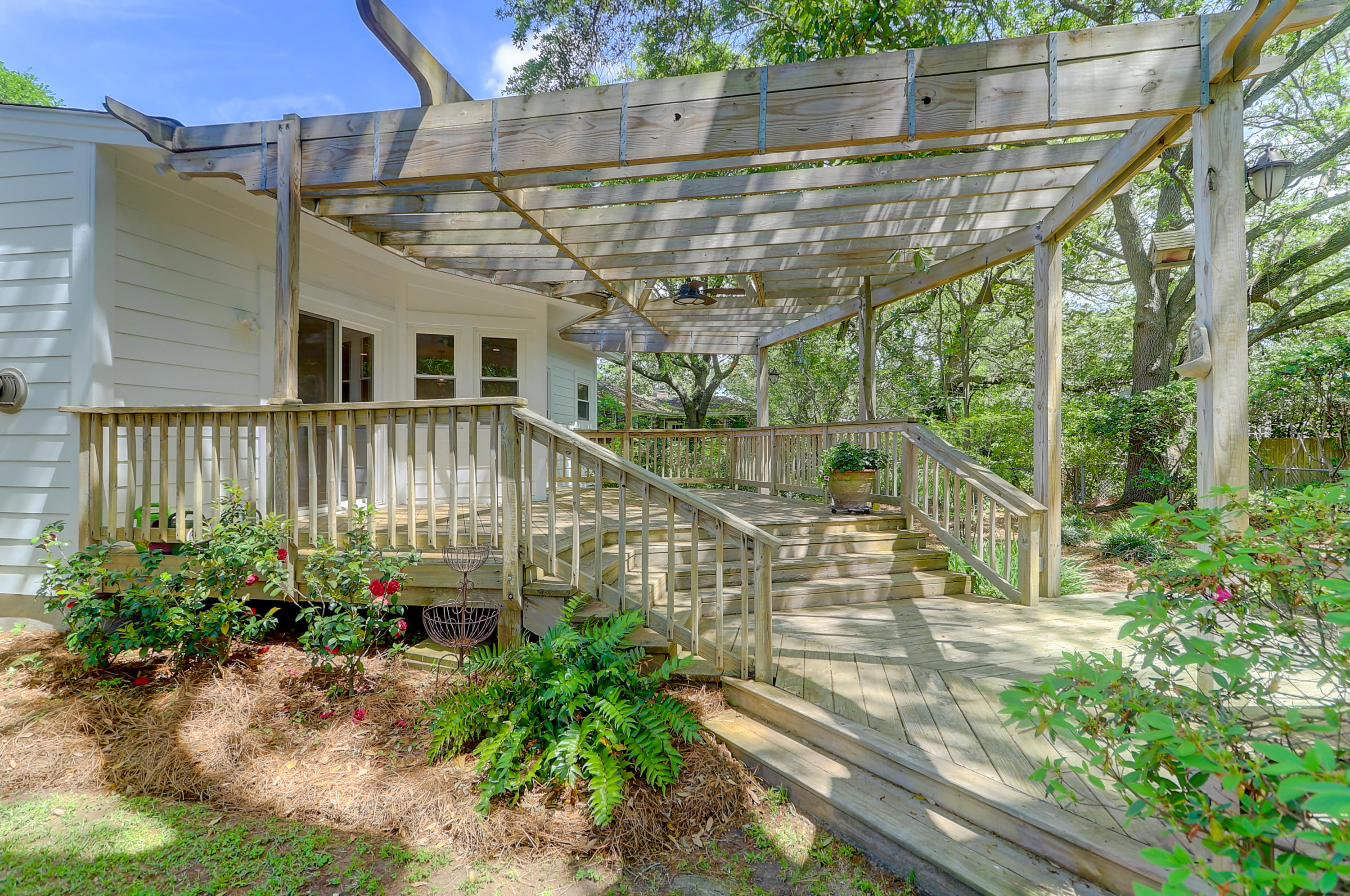3 Rebellion Road Charleston, SC 29407 - Photo 25 of 33 Deck