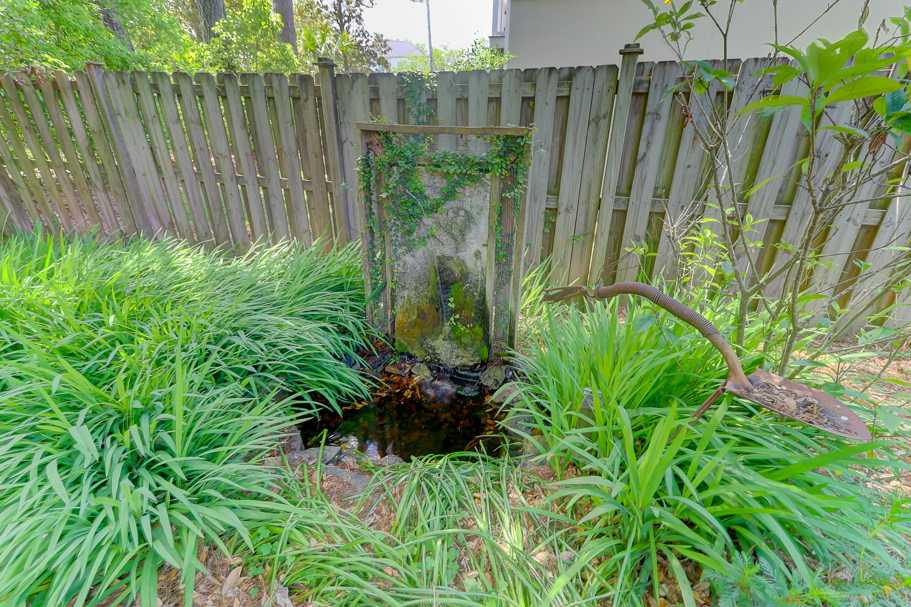 3 Rebellion Road Charleston, SC 29407 - Photo 31 of 33 Fountain