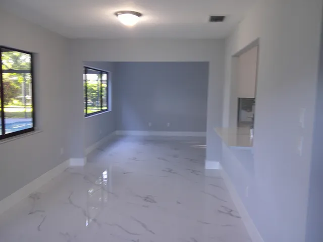 $425,000 | 2433 Southeast Gowin Drive, Port St. Lucie, FL 34952