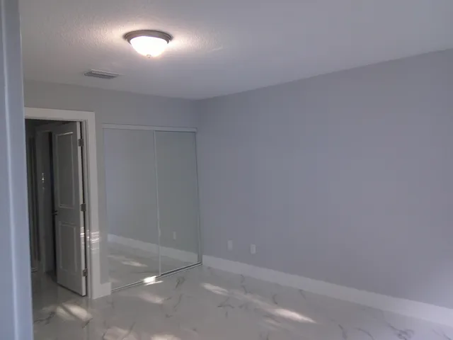 $425,000 | 2433 Southeast Gowin Drive, Port St. Lucie, FL 34952