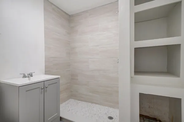 $1,900 | 652 Hernando Street, Unit E, Fort Pierce, FL 34949