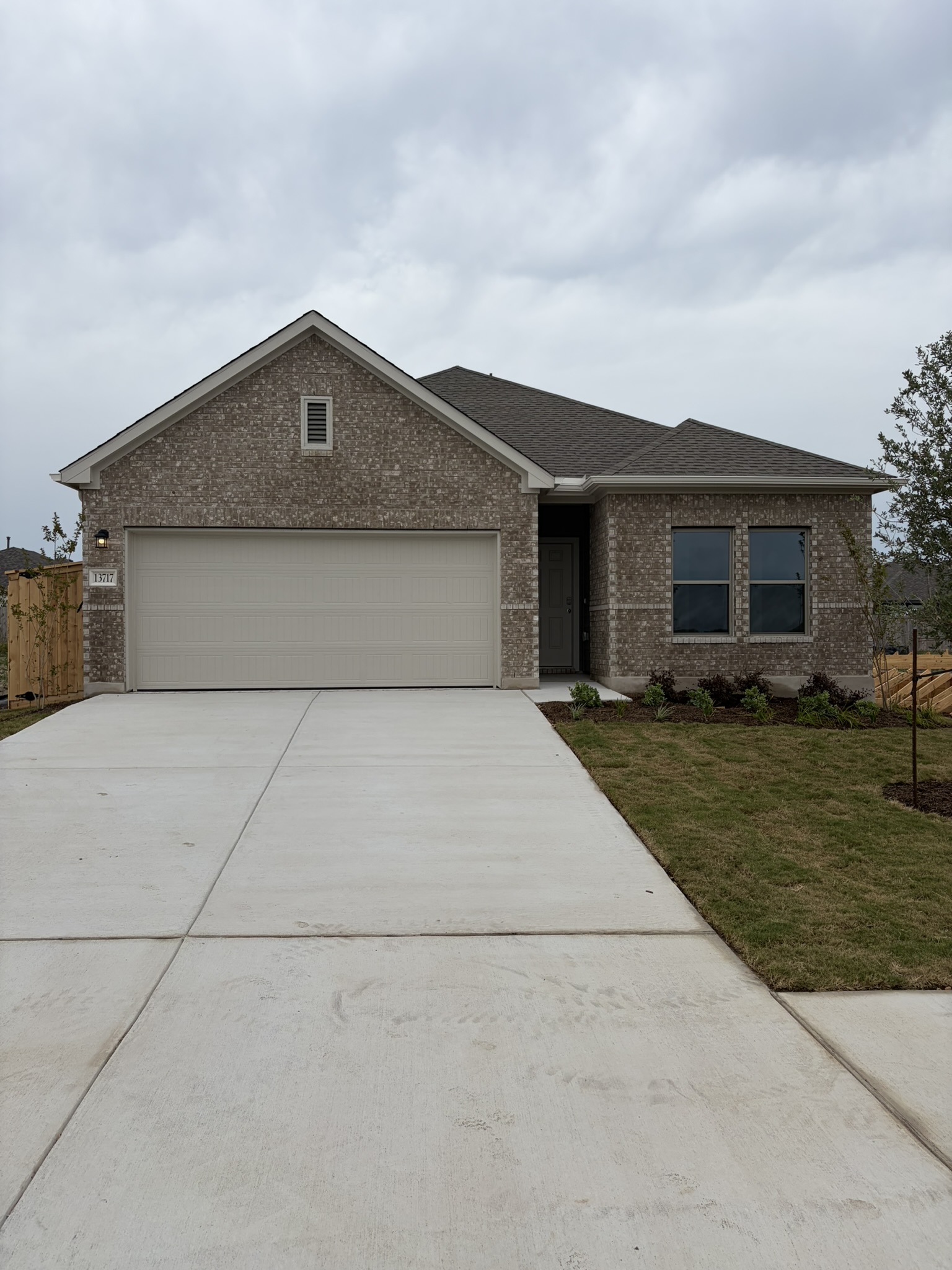 13717 Ryan Range Lane Elgin, TX 78621 - Photo 1 of 20 13717 Ryan Range Lane - Potter C Elevation