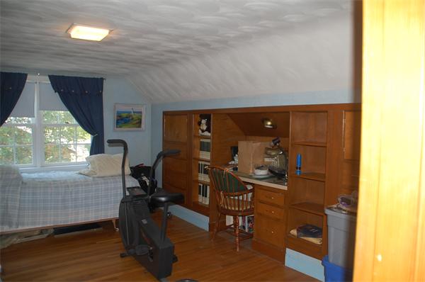 41 Leicester Road Marblehead, MA 01945 - Photo 10 of 13