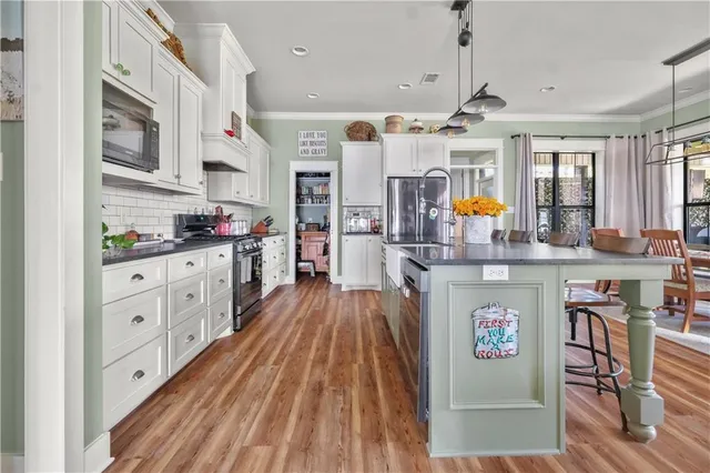 $399,900 | 111 Abigail Lane, Woodworth, LA 71485