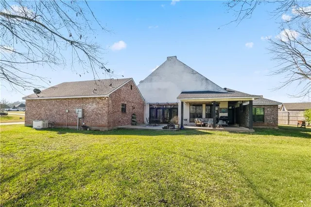 $399,900 | 111 Abigail Lane, Woodworth, LA 71485