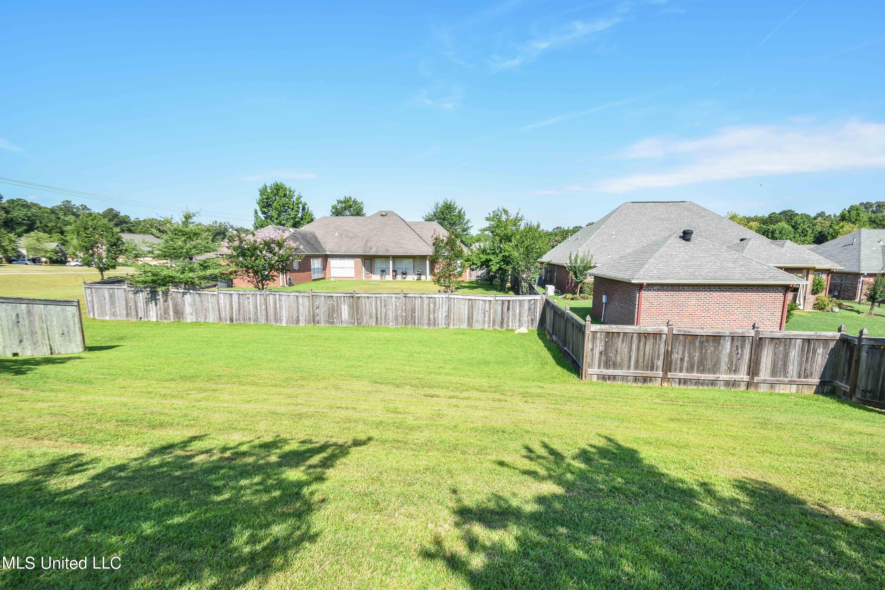 310 Faith Way Brandon, MS 39042 - Photo 36 of 47 image-41