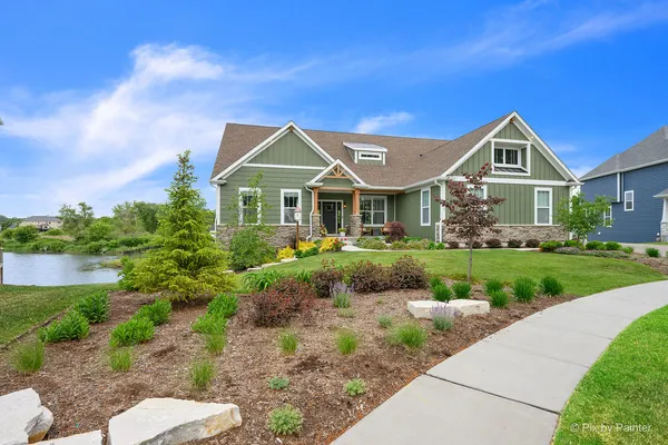 $975,000 | 3654 Old Bridge Lane, Elgin, IL 60124