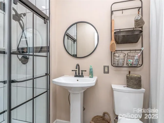 $3,100 | 8715 Parkchester Drive, Charlotte, NC 28277