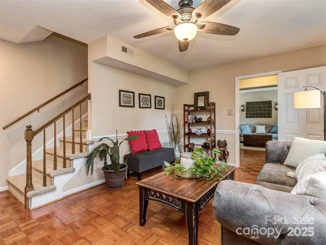 $3,100 | 8715 Parkchester Drive, Charlotte, NC 28277