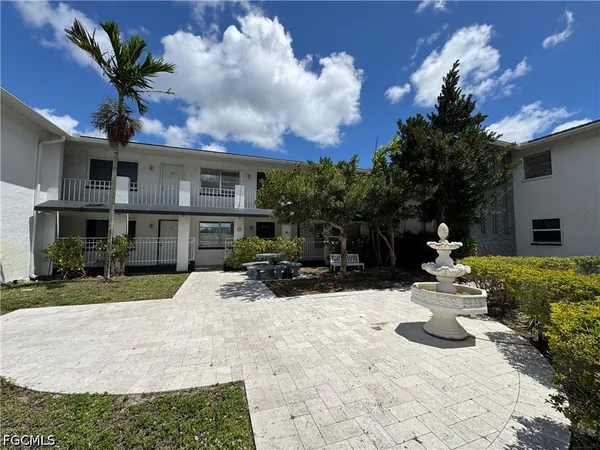 $945 | 3817 Del Prado Boulevard South, Unit 107, Cape Coral, FL 33904