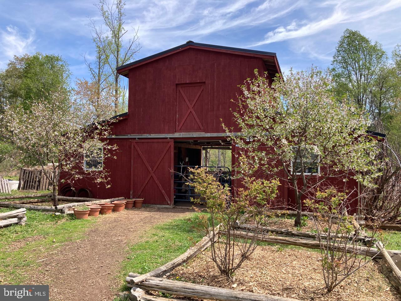 3085 Indian Run Road Amissville, VA 20106 - Photo 19 of 32