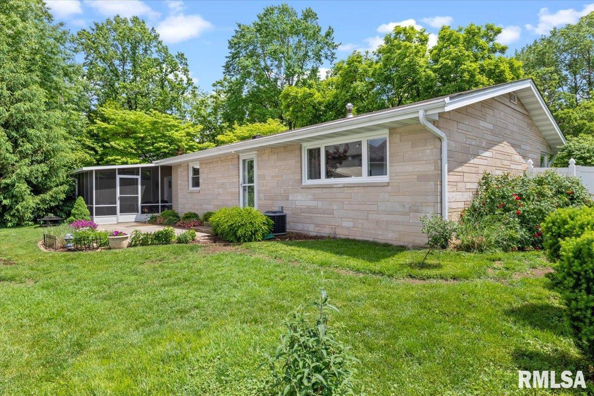 2003 Clubview Drive Springfield, IL 62704 - Photo 27 of 27