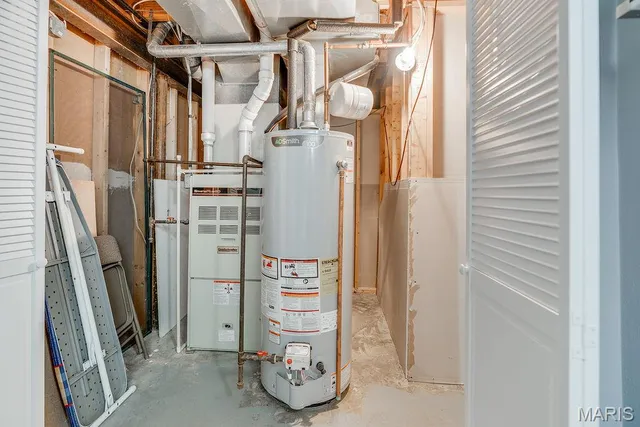 $425,000 | 9056 Renken Road, Staunton, IL 62088