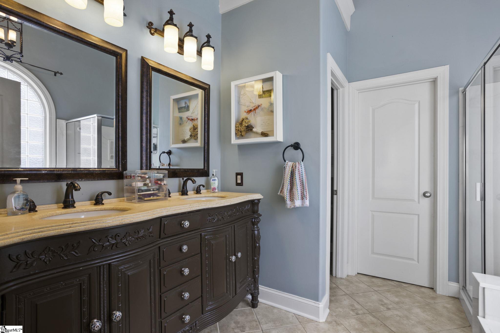 105 Claiborne Road Piedmont, SC 29673 - Photo 21 of 32 Dual Vanity