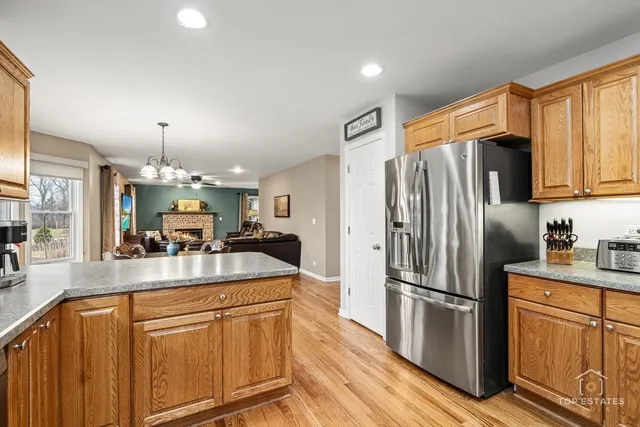 $534,900 | 2303 Fox Bluff Lane, Spring Grove, IL 60081