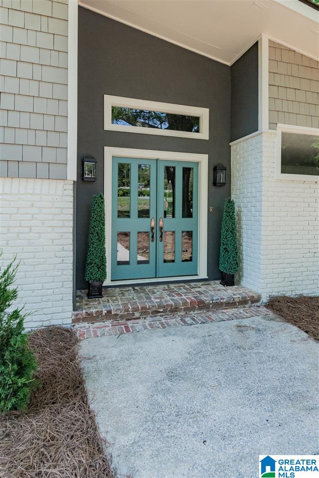 1786 Cornwall Road Birmingham, AL 35226 - Photo 2 of 46