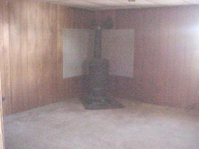 2731 West Florence Road Freeport, IL 61032 - Photo 6 of 6 a view of a small space