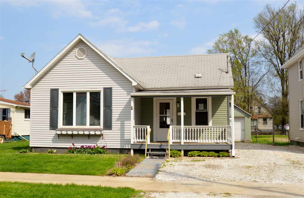 617 Anderson Place Canton, IL 61520 - Photo 1 of 11 Gallery Image 1