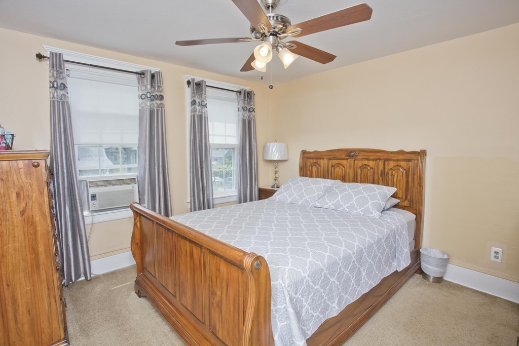 365 Nottingham Street Springfield, MA 01104 - Photo 13 of 25