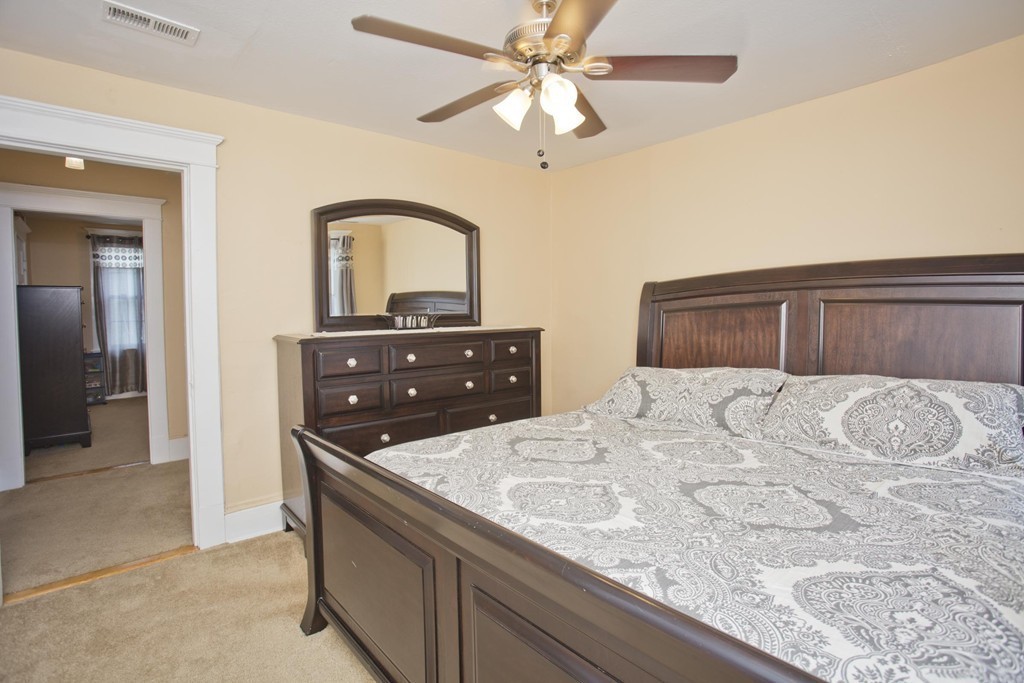 365 Nottingham Street Springfield, MA 01104 - Photo 15 of 25
