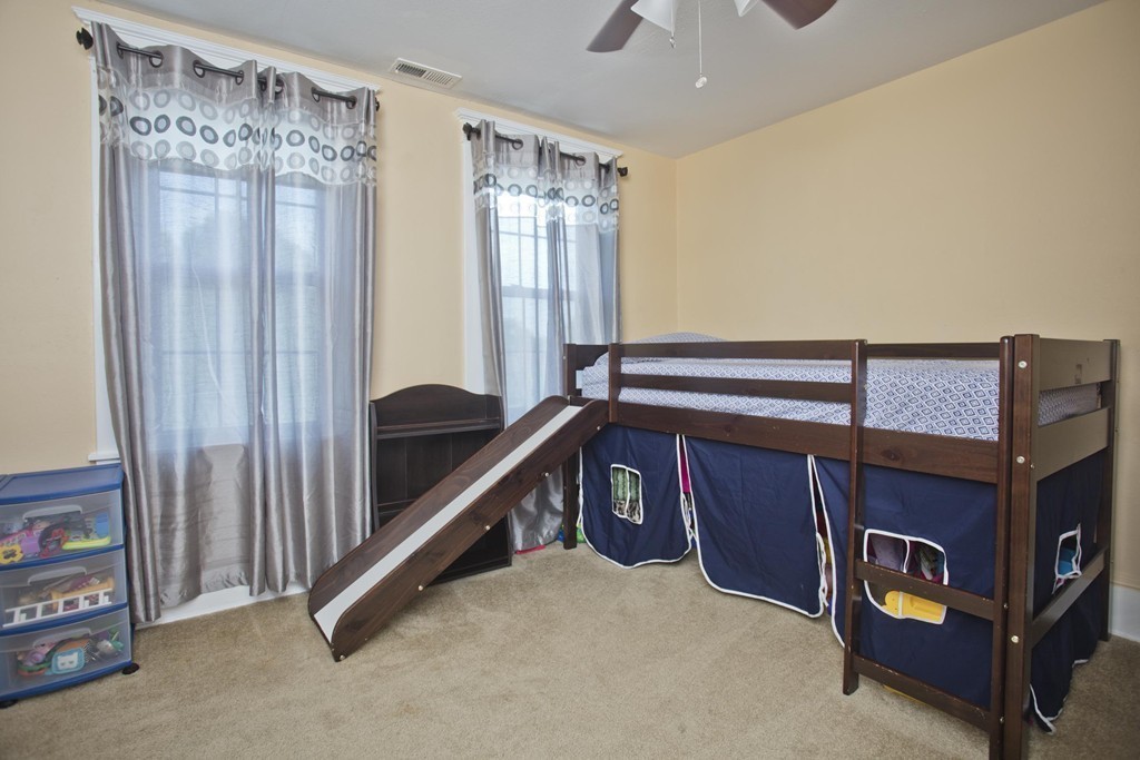 365 Nottingham Street Springfield, MA 01104 - Photo 18 of 25