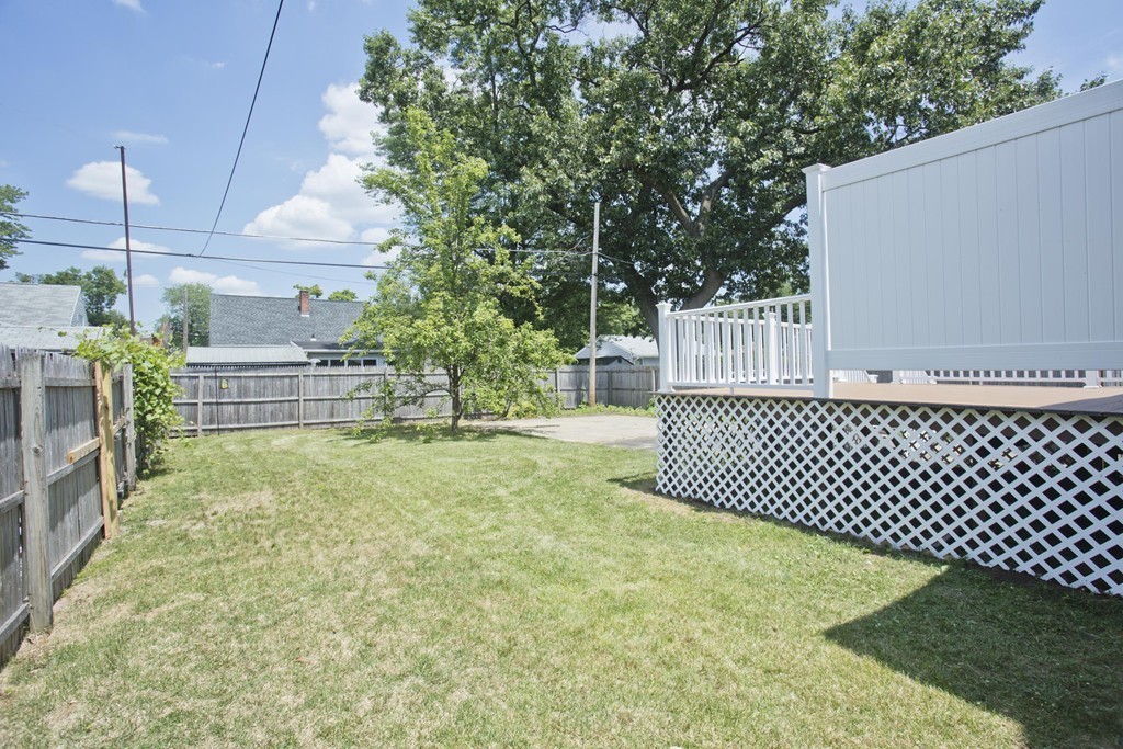 365 Nottingham Street Springfield, MA 01104 - Photo 23 of 25