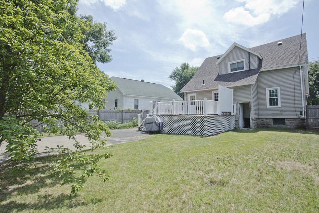365 Nottingham Street Springfield, MA 01104 - Photo 24 of 25