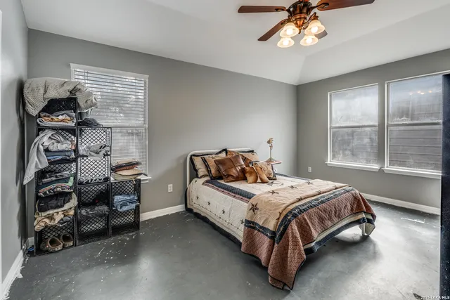 $379,900 | 5 Dogwood Drive, Wimberley, TX 78676