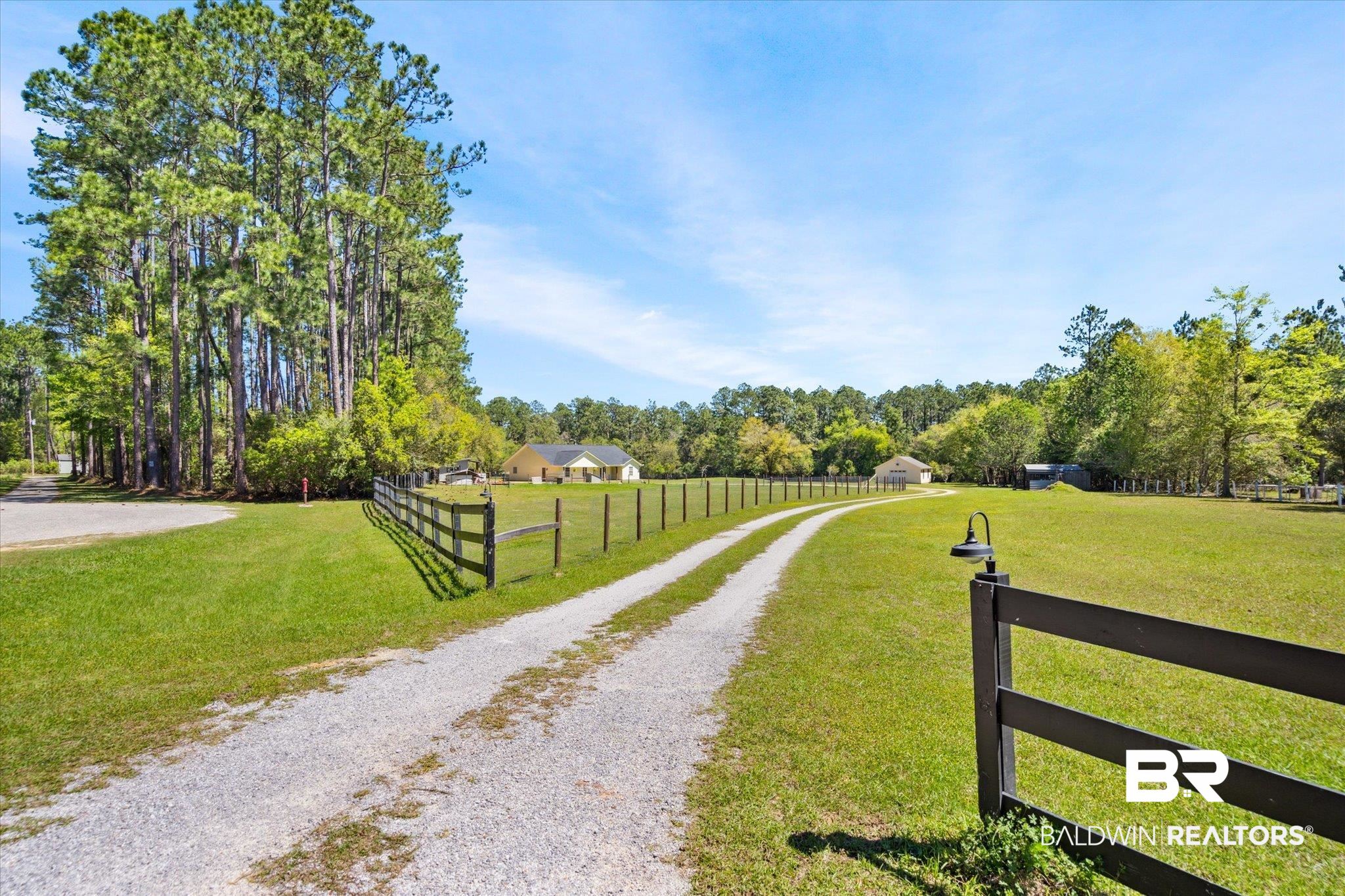 11038 Deerfoot Lane Elberta, AL 36530 - Photo 7 of 42