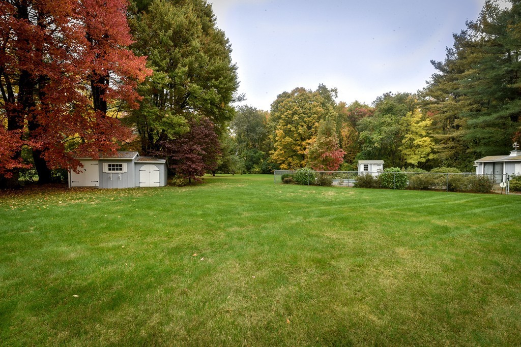 8 Wakeland Road Dover, MA 02030 - Photo 20 of 23 Gallery Image 20