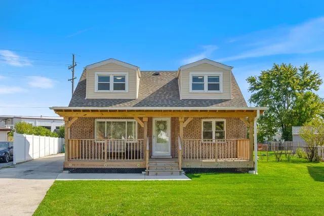 $352,000 | 7905 Garden Court, Bridgeview, IL 60455