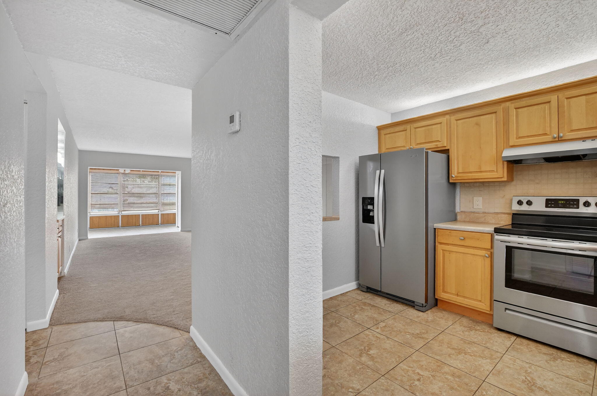 9273 Southwest 8th Street, Unit 311 Boca Raton, FL 33428 - Photo 4 of 35 Entry Way