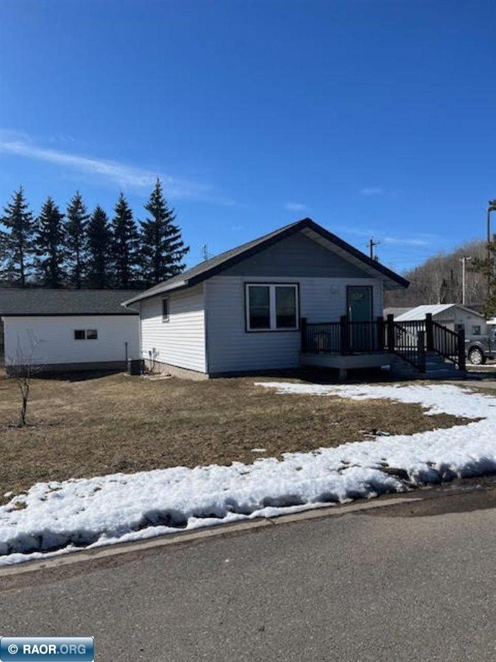120 1st Avenue North Biwabik, MN 55708 - Photo 2 of 16