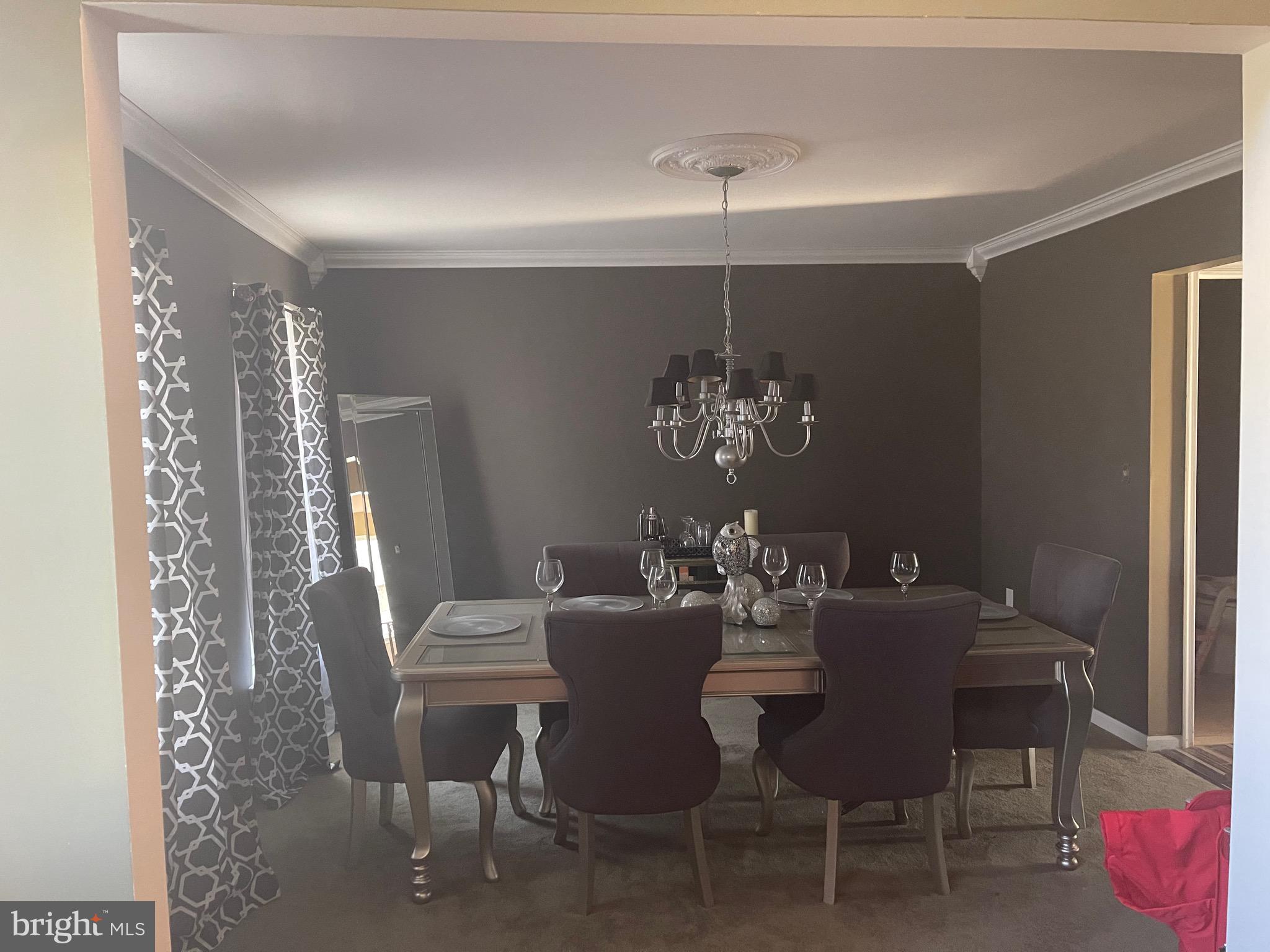 112 Quiet Road Sicklerville, NJ 08081 - Photo 12 of 12 Dining room