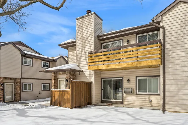 $180,000 | 340 Ford Road, Unit 5, St. Louis Park, MN 55426