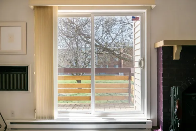 $180,000 | 340 Ford Road, Unit 5, St. Louis Park, MN 55426