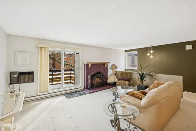 $180,000 | 340 Ford Road, Unit 5, St. Louis Park, MN 55426