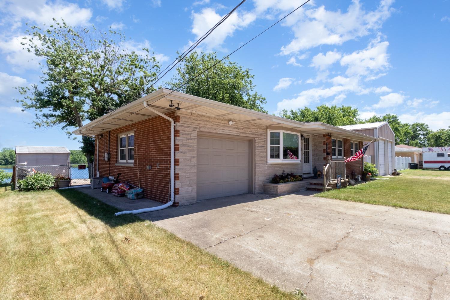 2357 Dombey Road Portage, IN 46368 - Photo 3 of 24 1500x1000