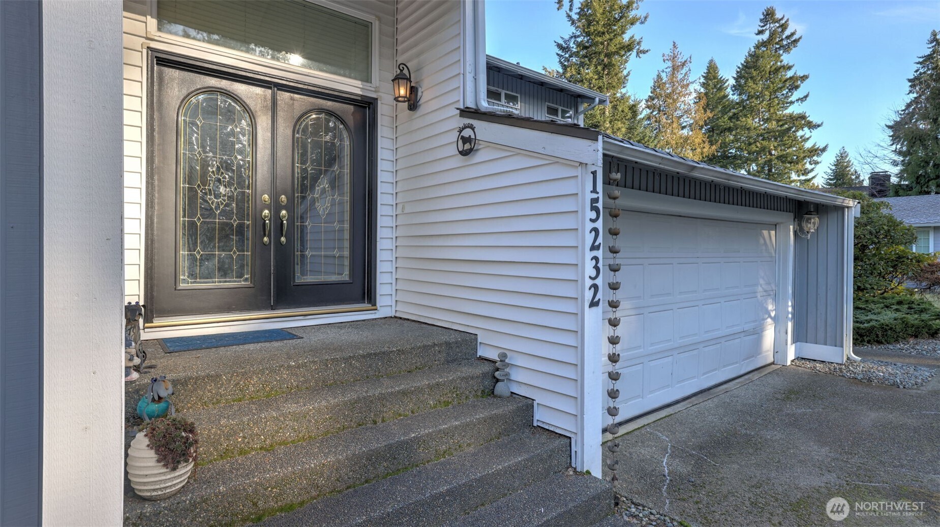 15232 Southeast 176th Street Renton, WA 98058 - Photo 2 of 33